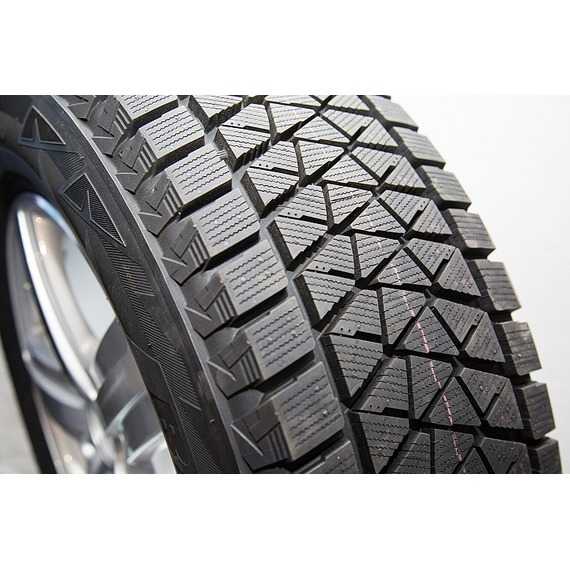 Купить Зимняя шина BRIDGESTONE Blizzak DM-V2 245/65R17 107S